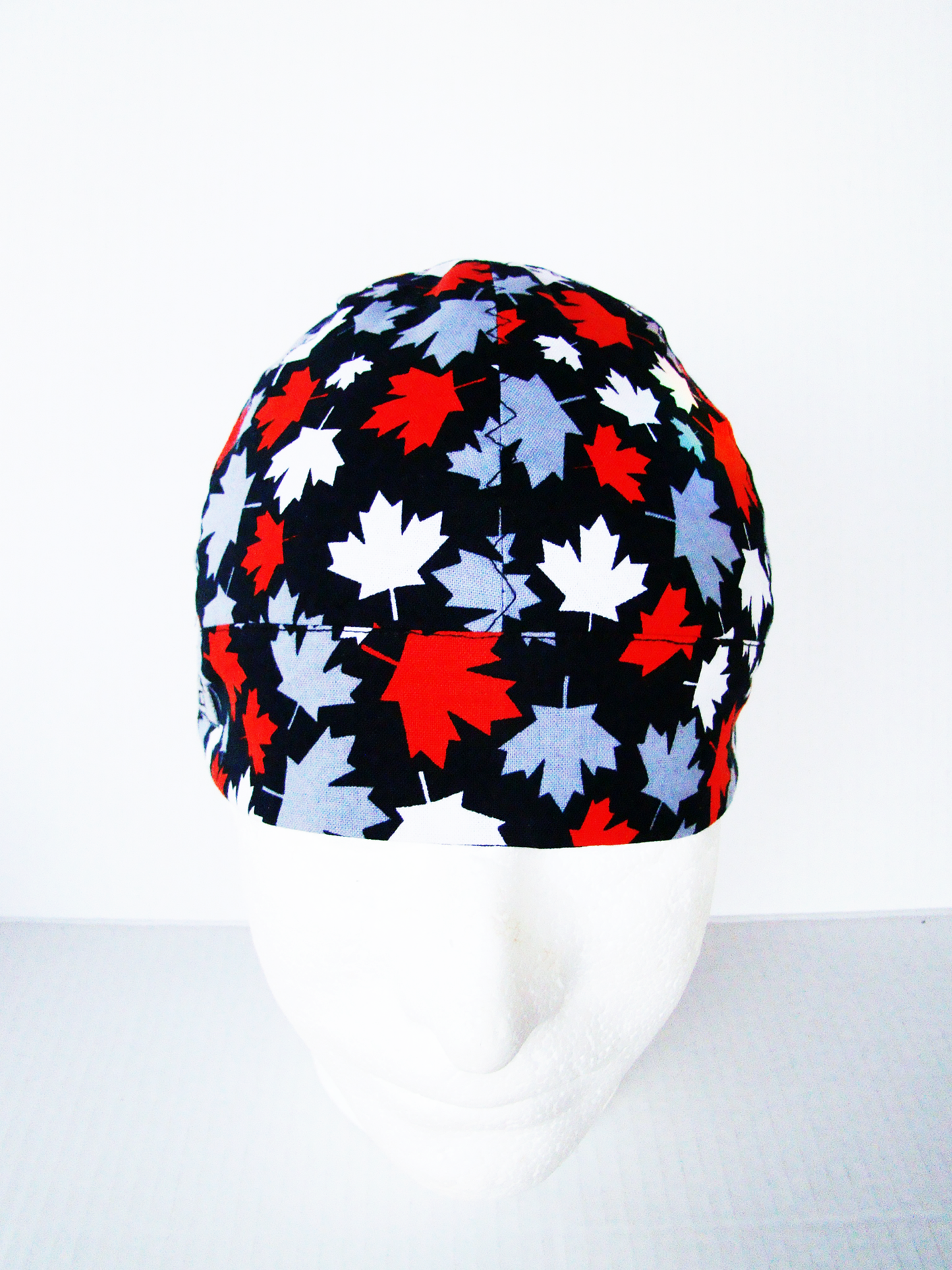 Black Maple Leaf welders cap hard hat liner reversible beanie skull cap fitters cap tradesman