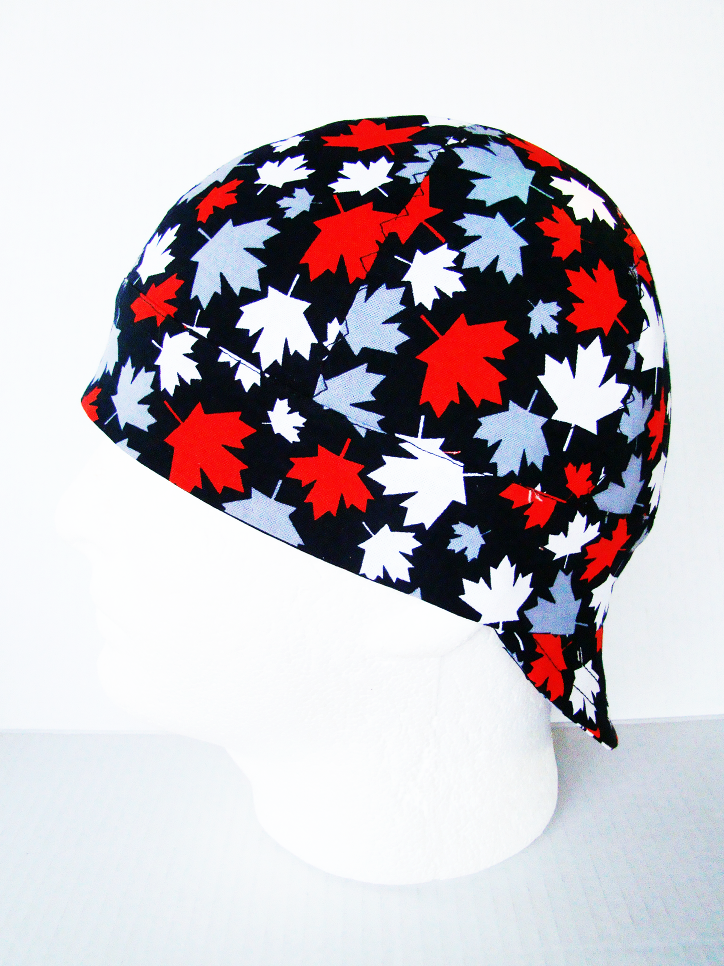 Black Maple Leaf welders cap hard hat liner reversible beanie skull cap fitters cap tradesman